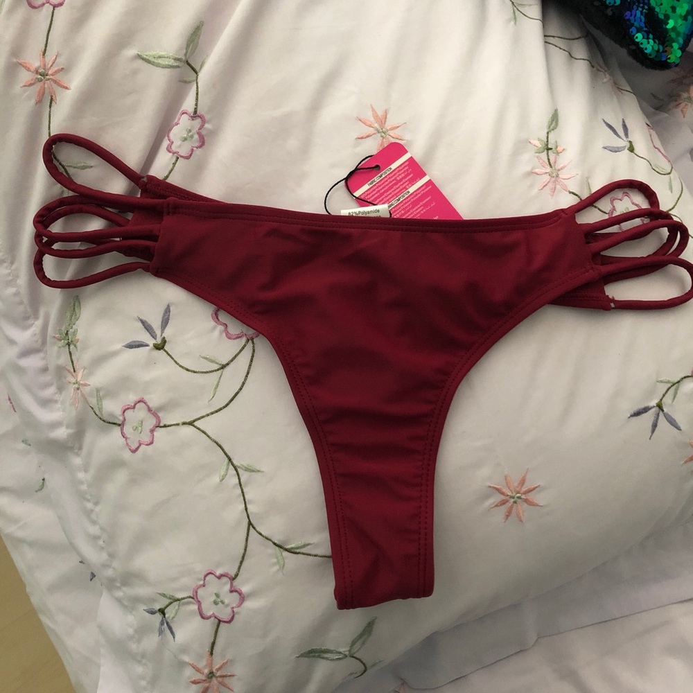 BNWT maroon bikini bottoms